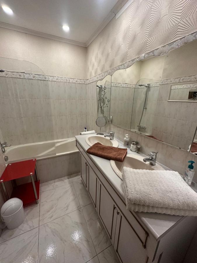Chambre Prive Avec Sdb Privative Le Cannet Exterior photo
